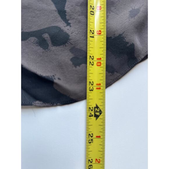 L'AGENCE Silk Camo Ruffle Neck Blouse Tank Size Small - Picture 7 of 9